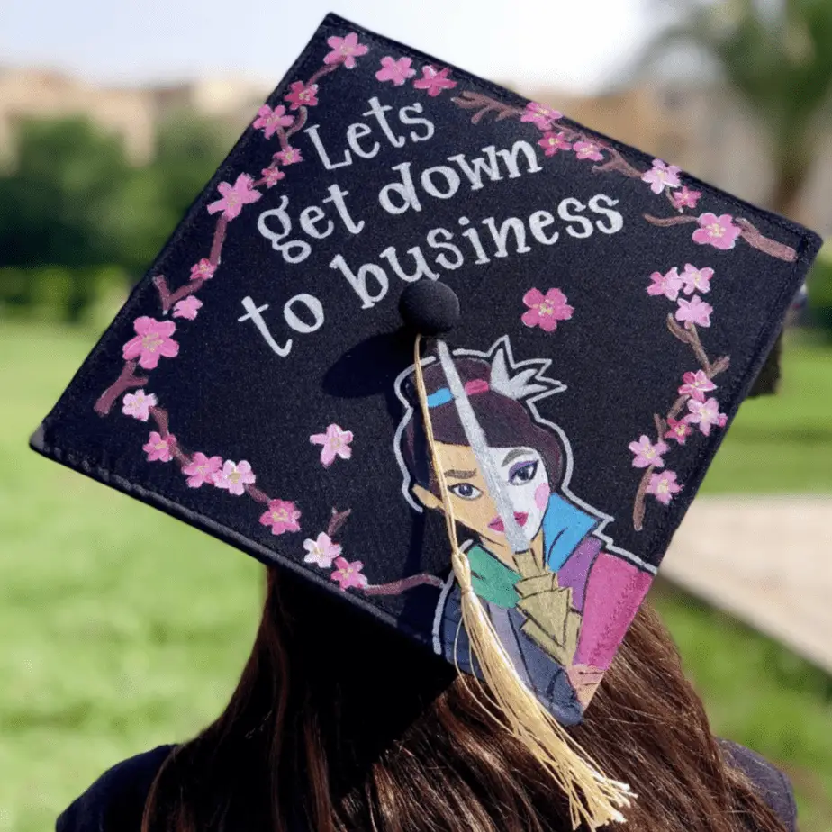 44 Best Graduation Cap Ideas We're Obsessing Over - By Sophia Lee