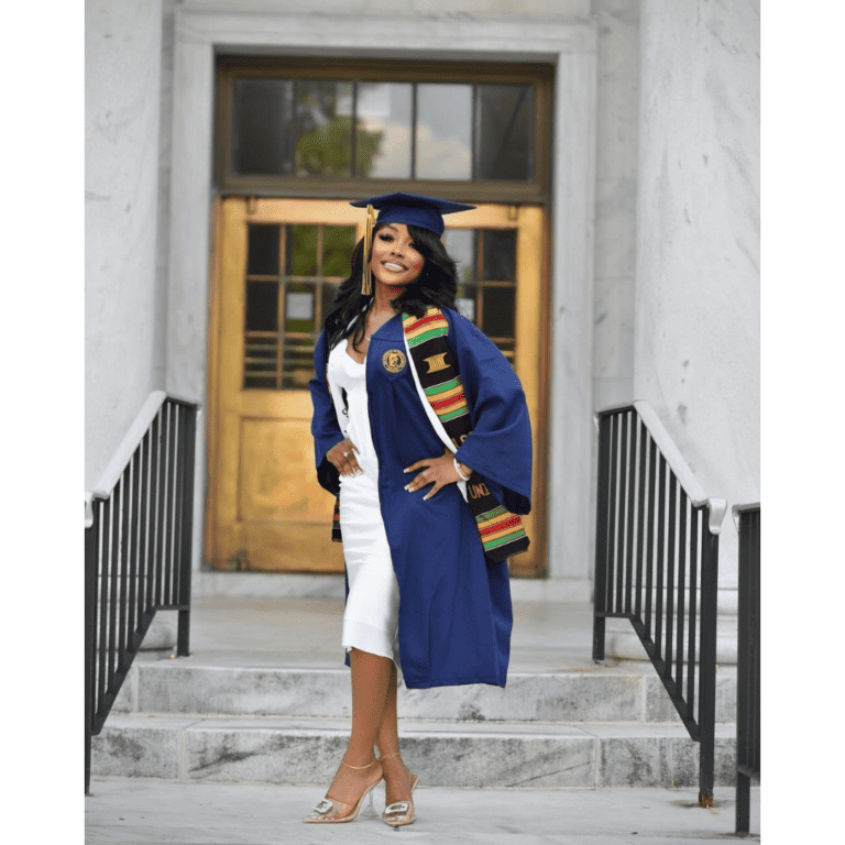 17+ Incredible Graduation Photo Ideas You Need To Copy - Lifestyle DiJess